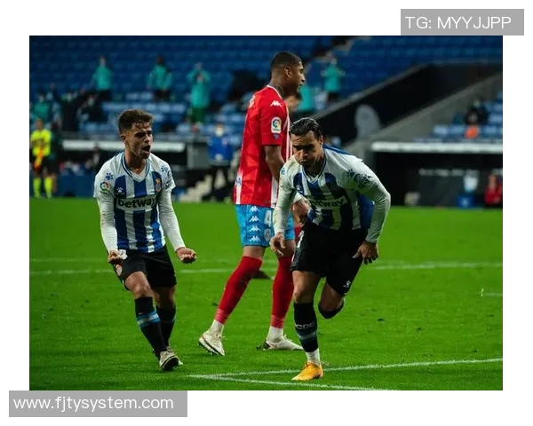 西班牙人主场迎战洛格争夺西乙联赛关键三分之战