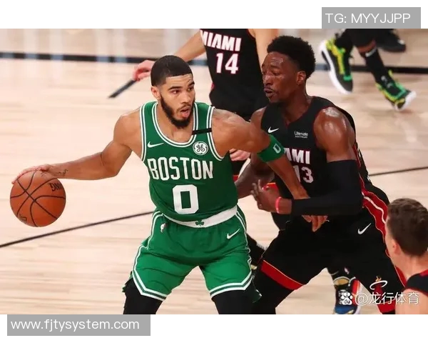 76人主场迎战热火双方争夺季后赛席位的关键对决