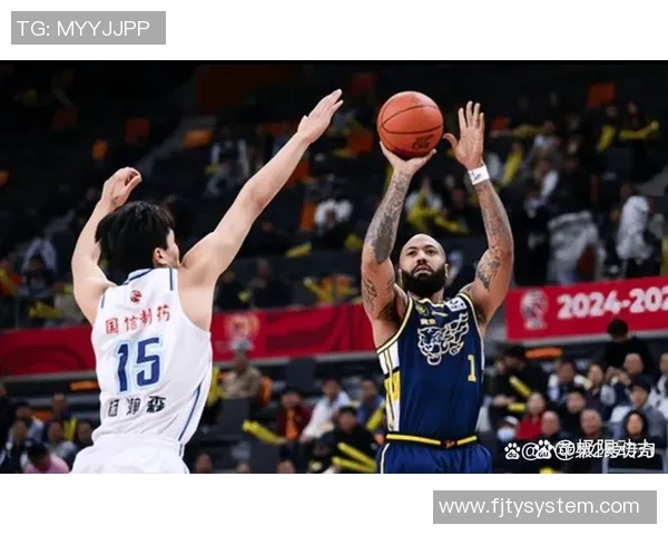 CBA精彩对决深圳队迎战青岛队直播全程回顾与精彩瞬间分析