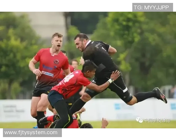 中国与西班牙沙滩足球对决精彩纷呈展现两国体育魅力与团队精神 中国与西班牙沙滩足球对决精彩纷呈展现两国体育魅力与团队精神